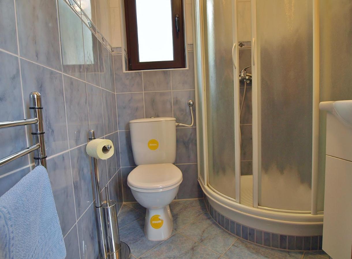 Apartments Eufemija ราบ ภายนอก รูปภาพ