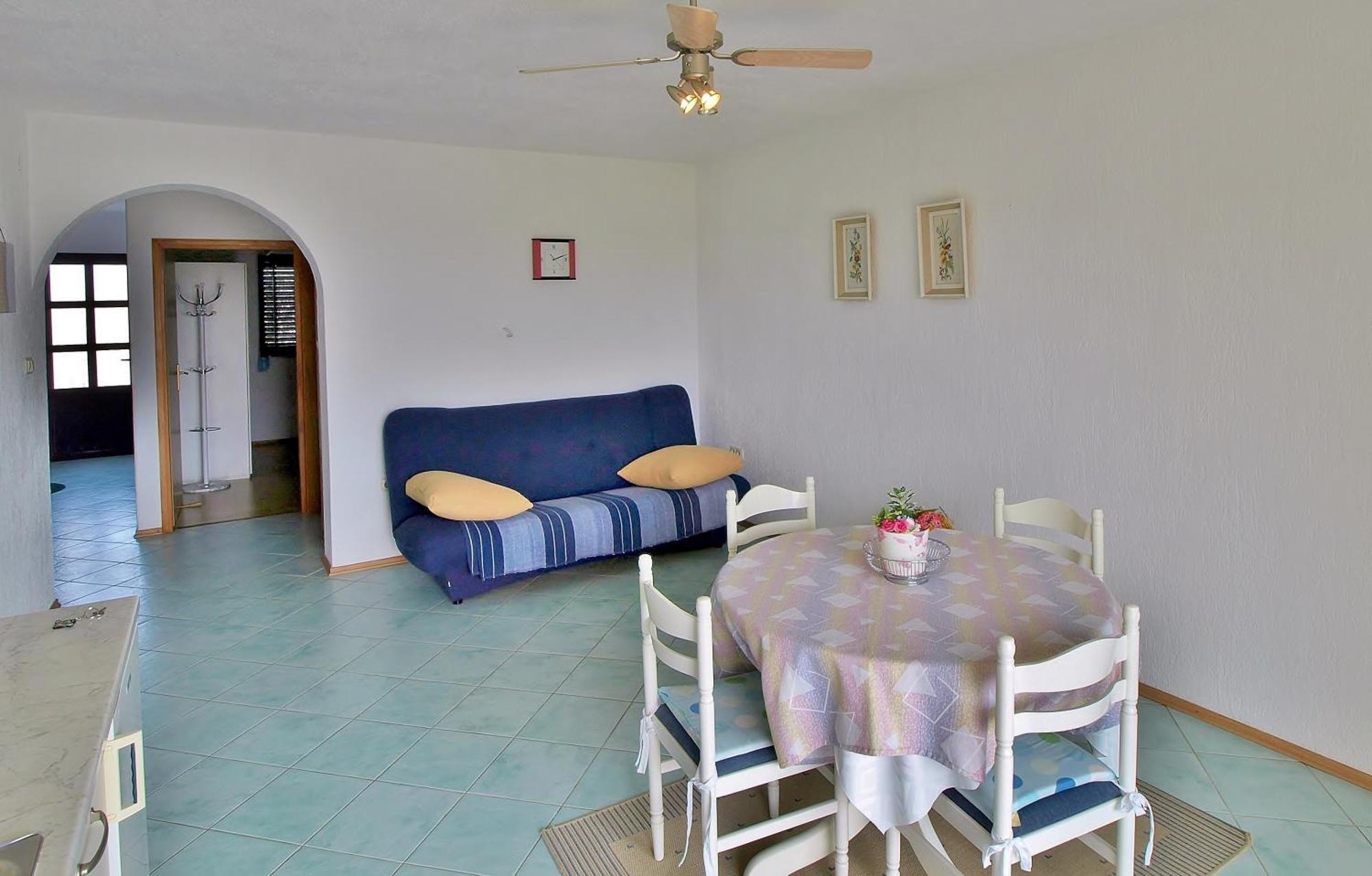 Apartments Eufemija ราบ ภายนอก รูปภาพ